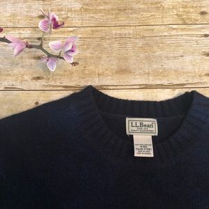 Vintage LL Bean 100% Wool Navy Blue Sweater